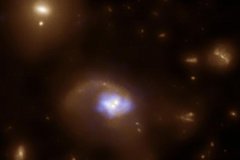 哈佛科学家发现宇宙超级黑洞“鼻祖”