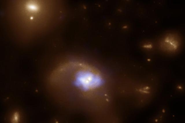 哈佛科学家发现宇宙超级黑洞“鼻祖”